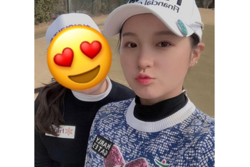 파리게이츠 뮤즈 박현경 프로의 엣지있는 봄 필드룩!- 여성 봄 골프웨어